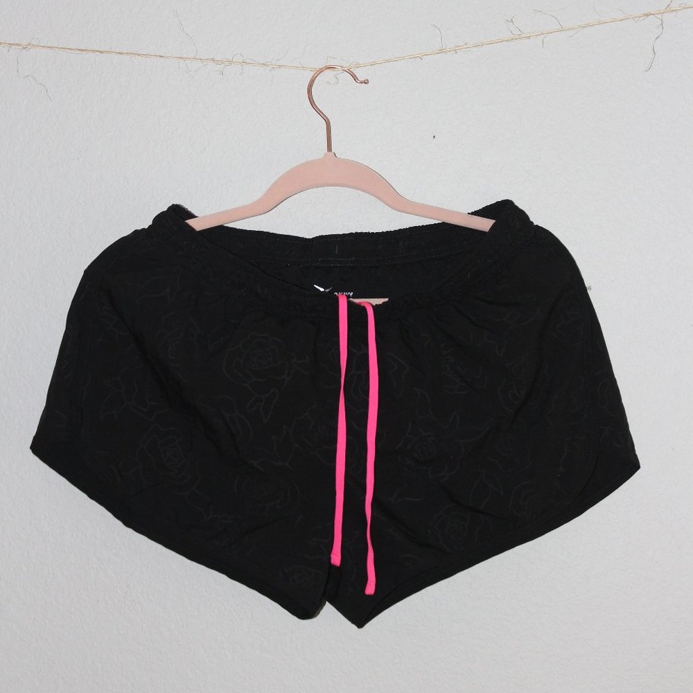 FLORAL PRINT ATHLETIC SHORTS